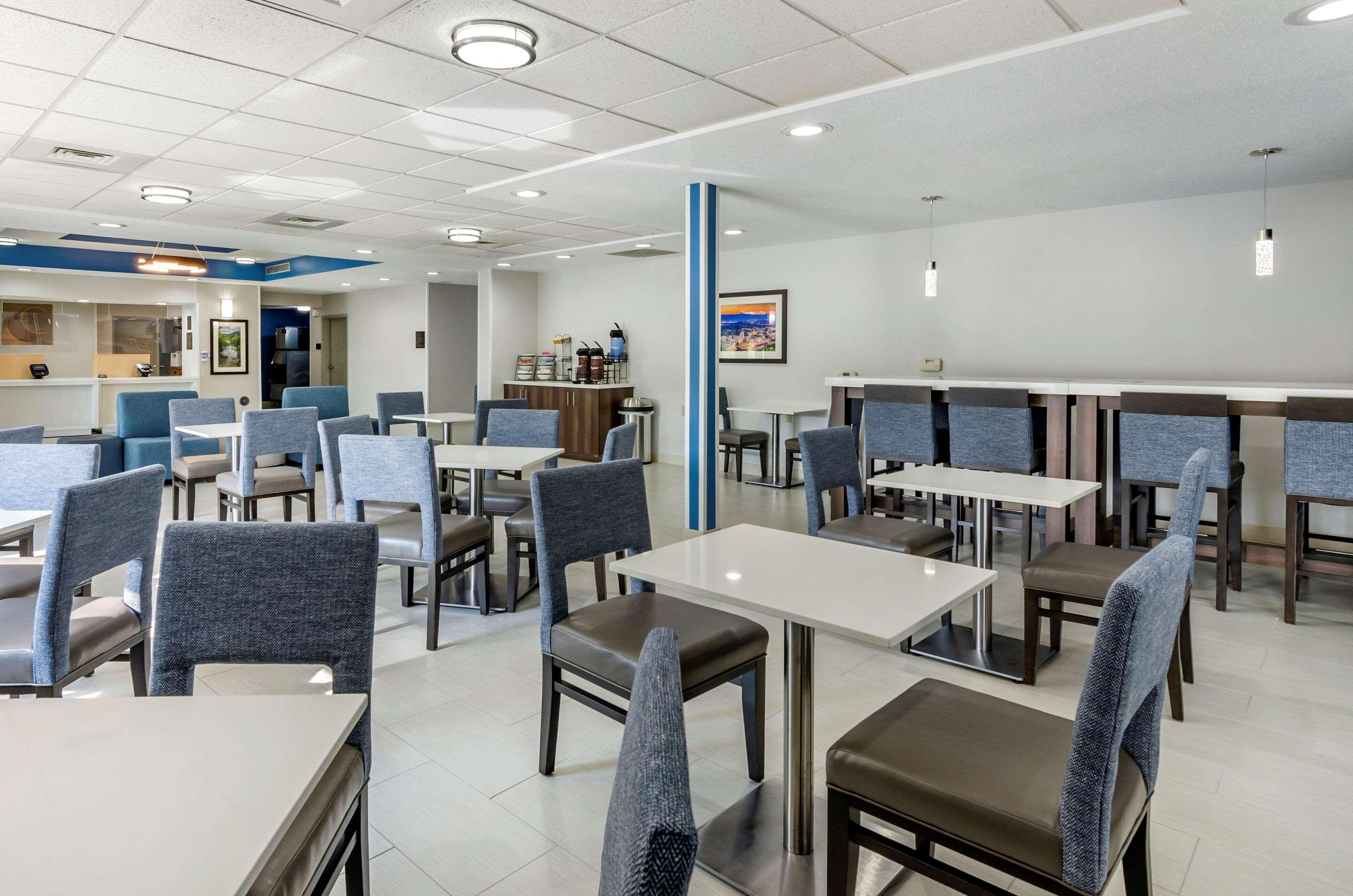 Comfort Inn & Suites Troutville - Roanoke North - Daleville Exteriér fotografie